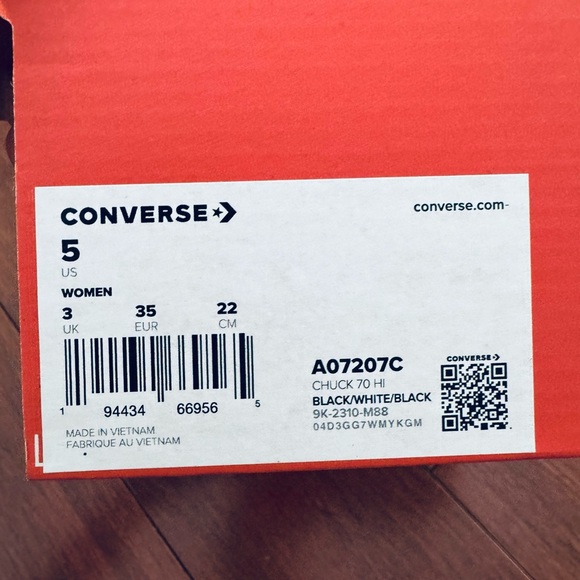 Converse Taylor All Star 70 High Top Sneaker Black and White with Studs US 5 - Picture 15 of 17